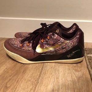 Nike Kobe IX Silk Road Sneakers